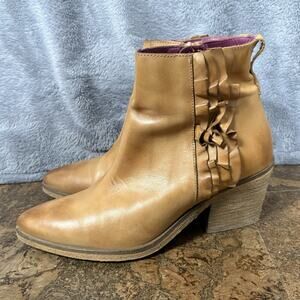 MALAVITA Leather Ankle Boots Tan Ruffle Western Block Heel Booties Womens 41/10
